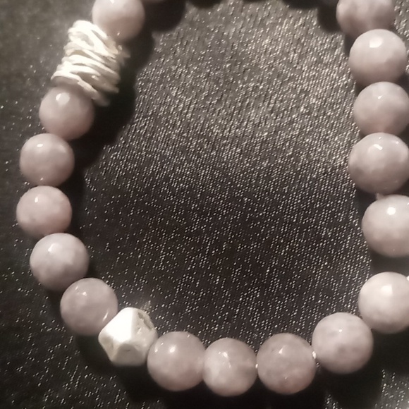 Kunzite slide bracelet natural stone on silver Snake chain. - Picture 4 of 8